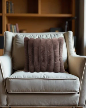 Primaviera Deluxe Rib Rabbit Fur Sierkussen Taupe/Grijs