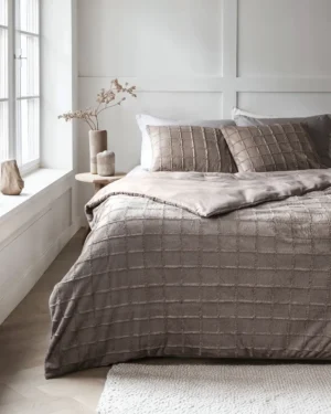 Sleeptime Faux Fur Check Dekbedovertrek Taupe