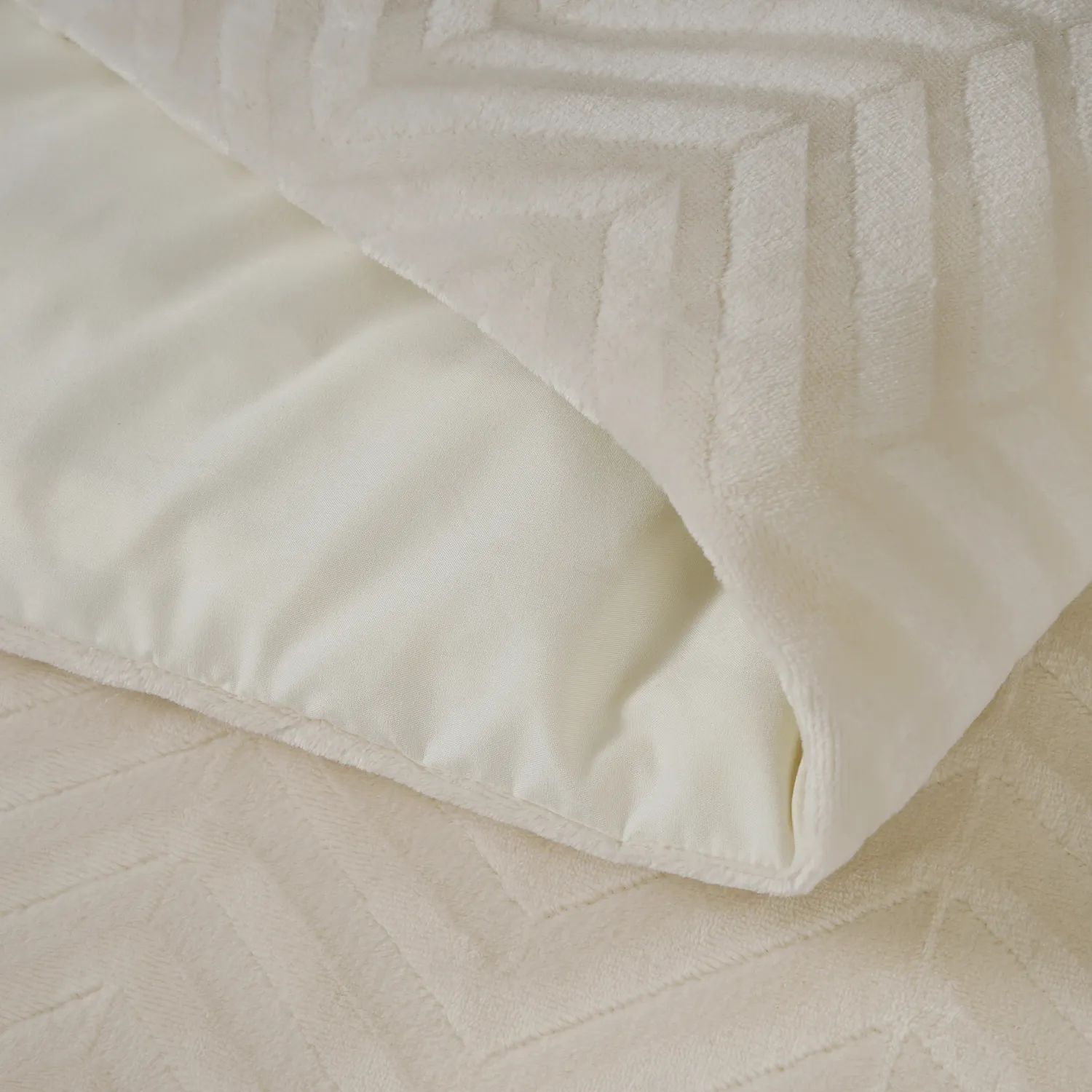 Sleeptime Teddy Chevron Dekbedovertrek Creme Sleeptime Teddy Chevron Dekbedovertrek Creme 6 Sleeptime Teddy Chevron Dekbedovertrek Creme - Afbeelding 4